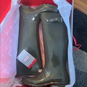 Swamp Green Tall Gloss Hunter Boots